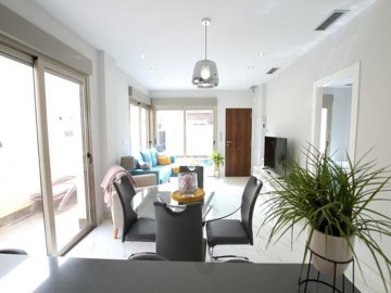 villa-in-villamartin-11-large