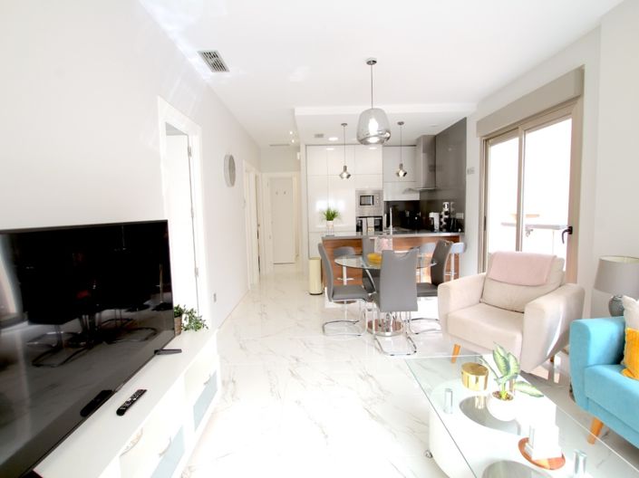 Image No.2-3 Bed Villa for sale