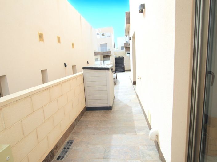 Image No.21-3 Bed Villa for sale