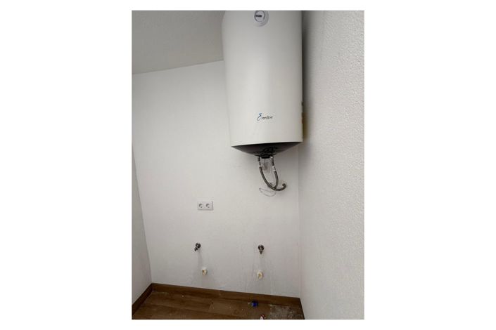 Image No.28-3 Bed Semi-Detached for sale