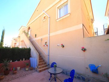 49468roomythreebedroomduplexapartmentwalkingd