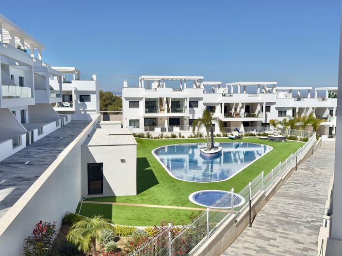 Image No.41-2 Bed Bungalow for sale