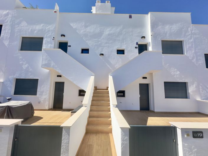 Image No.47-2 Bed Bungalow for sale