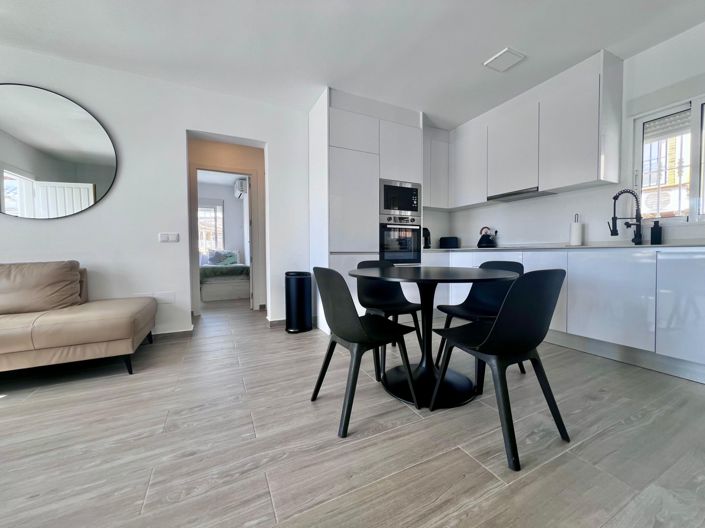 Image No.10-5 Bed Villa for sale