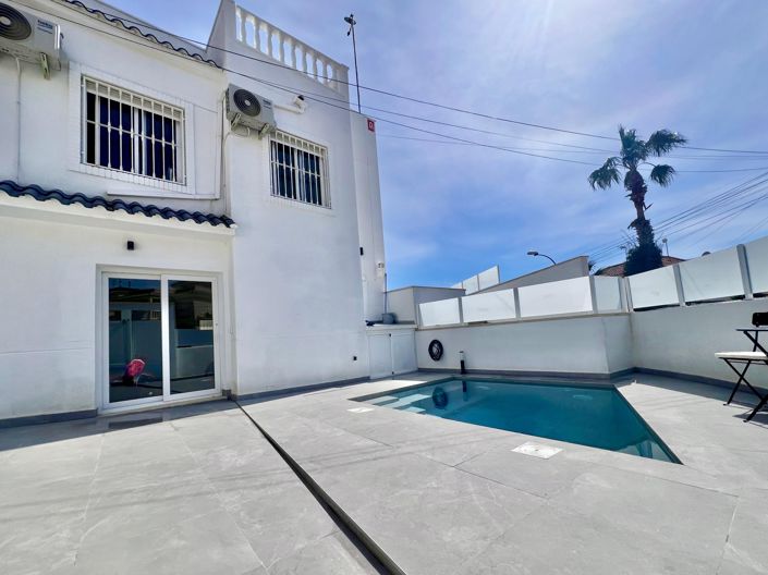 Image No.23-5 Bed Villa for sale