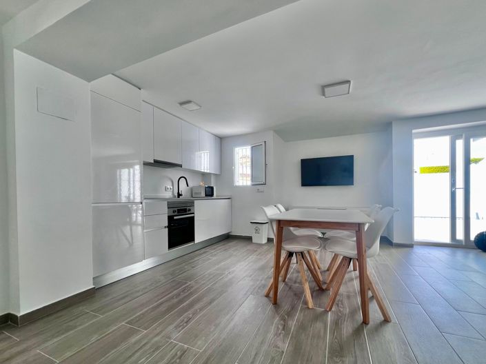 Image No.30-5 Bed Villa for sale