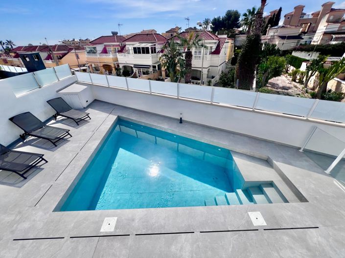 Image No.41-5 Bed Villa for sale