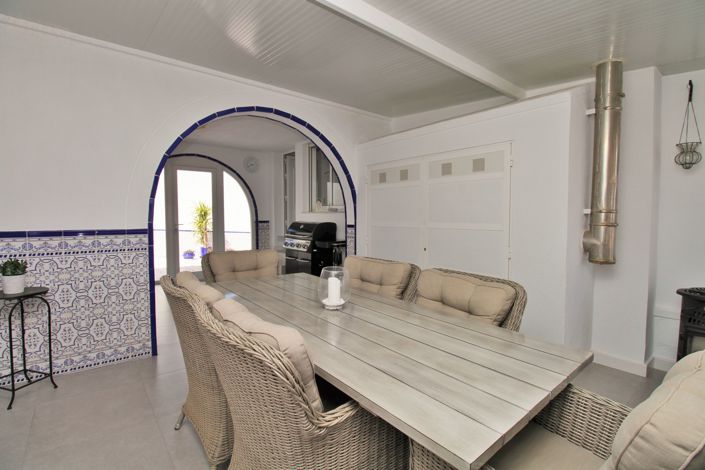 Image No.12-3 Bed Villa for sale