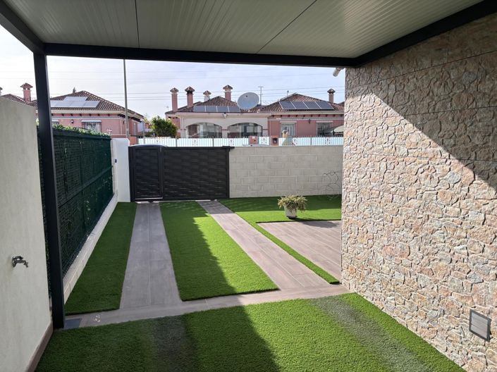 Image No.38-2 Bed Villa for sale