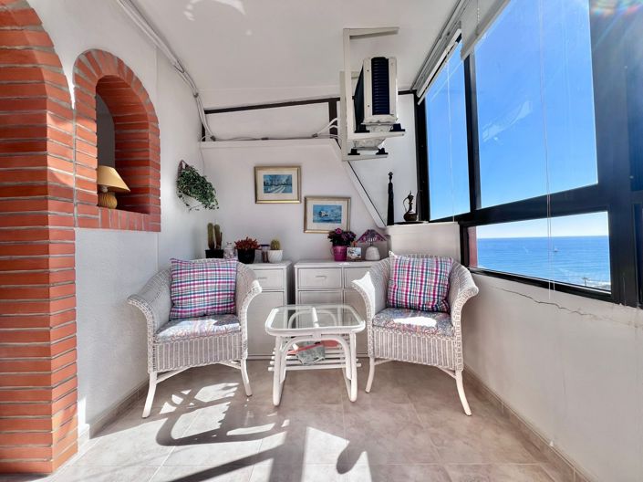 Image No.20-2 Bed Apartment for sale