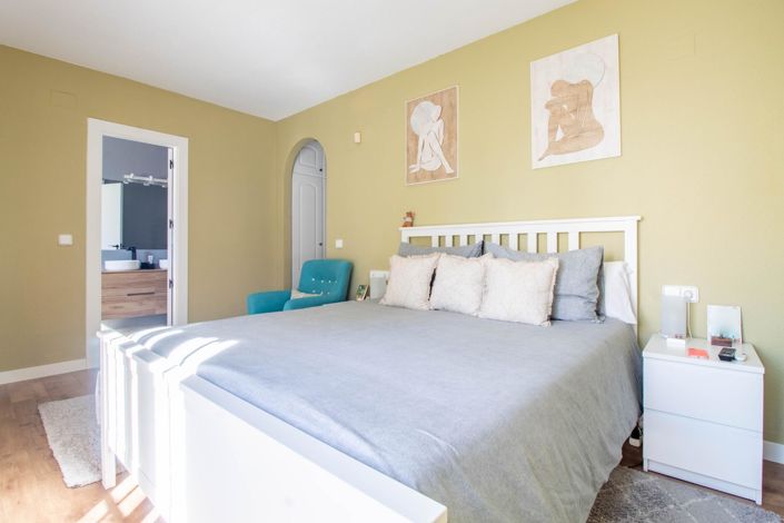 Image No.34-3 Bed Villa for sale