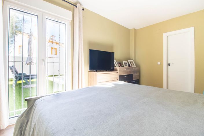 Image No.35-3 Bed Villa for sale