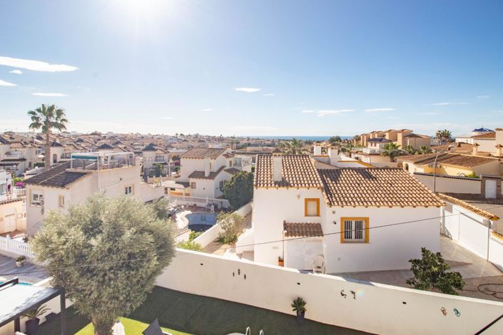 Image No.43-3 Bed Villa for sale