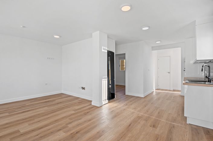 Image No.7-3 Bed Semi-Detached for sale