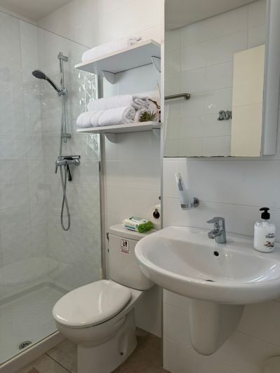 Image No.13-2 Bed Apartment for sale