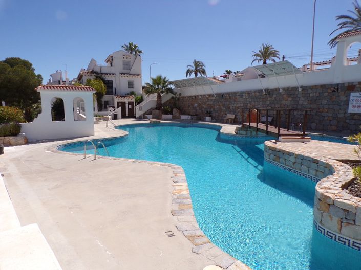 Image No.32-2 Bed Apartment for sale