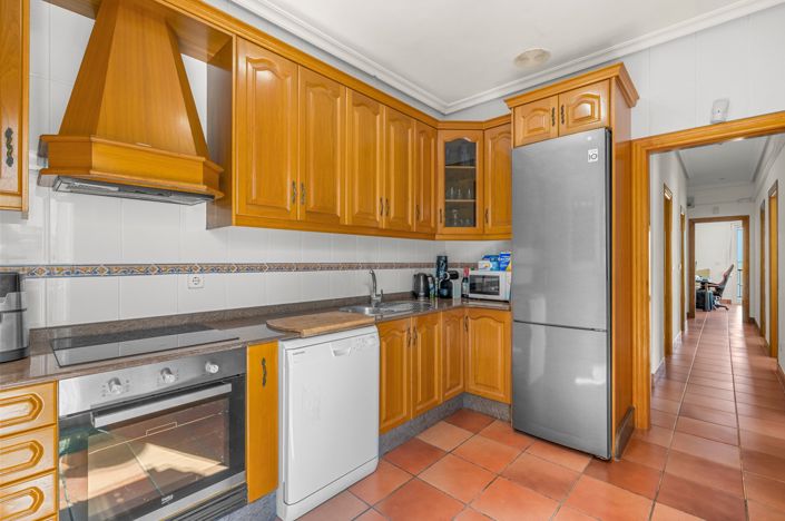 Image No.10-3 Bed Bungalow for sale