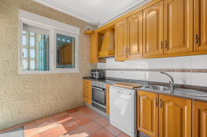 Image No.11-3 Bed Bungalow for sale