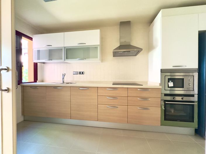 Image No.13-1 Bed Apartment for sale