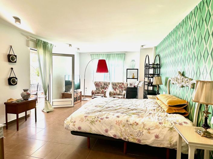 Image No.14-2 Bed Apartment for sale