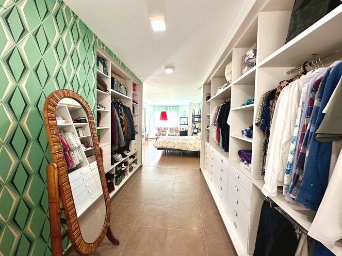 Image No.17-2 Bed Apartment for sale