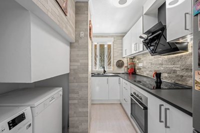 o1jmojmpn15i812o6jnr1fvs1f3s3c