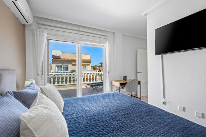 Image No.30-3 Bed Villa for sale