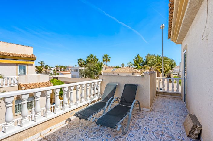 Image No.33-3 Bed Villa for sale