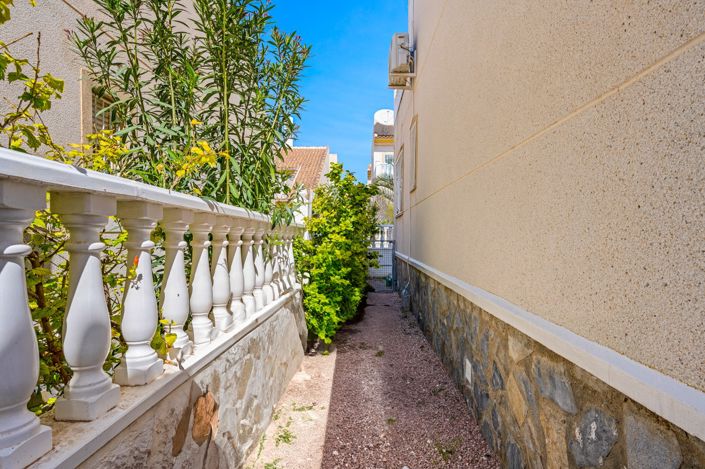 Image No.7-3 Bed Villa for sale