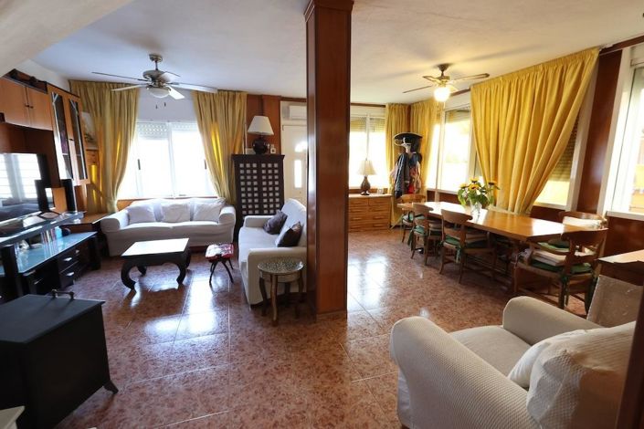 Image No.7-3 Bed Townhouse for sale