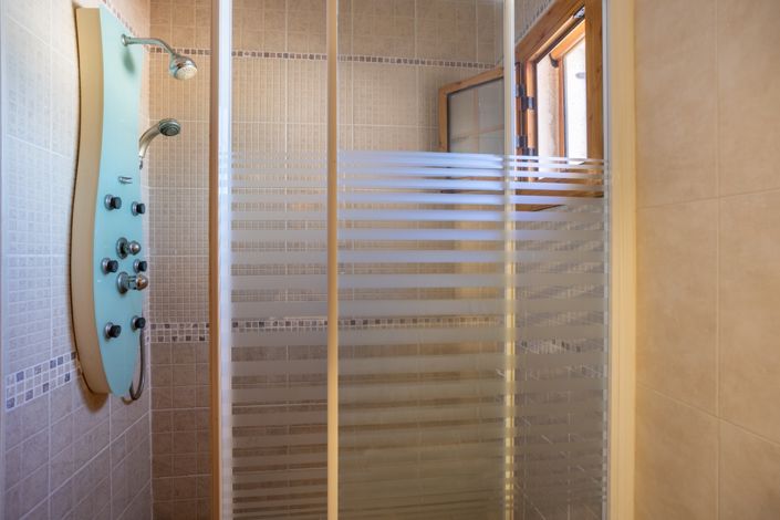 Image No.15-5 Bed Villa for sale