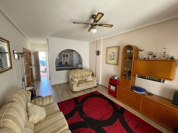 Image No.8-2 Bed Townhouse for sale