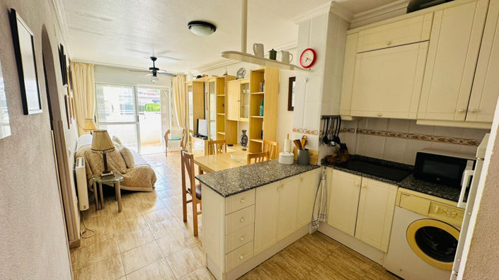 Image No.17-2 Bed Apartment for sale