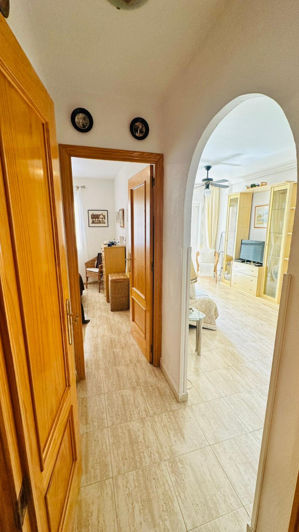 Image No.27-2 Bed Apartment for sale