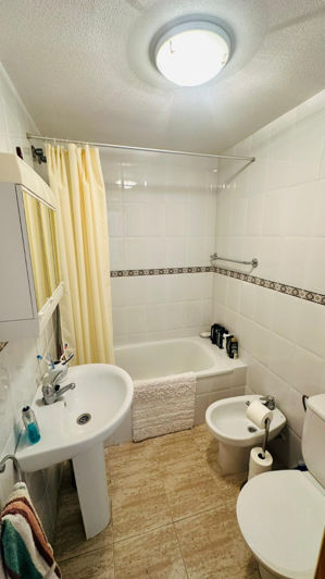 Image No.34-2 Bed Apartment for sale