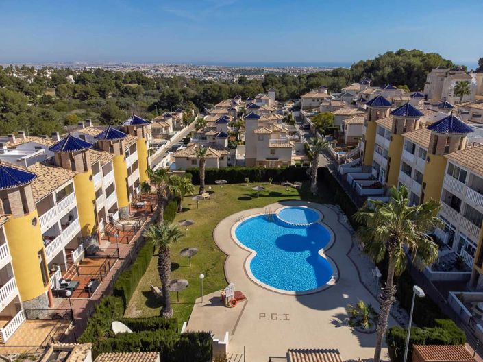 Image No.20-2 Bed Apartment for sale
