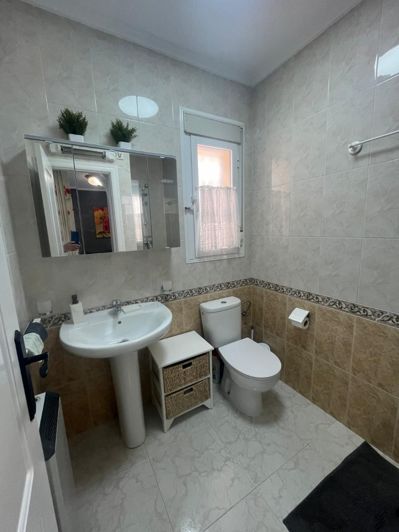 Image No.15-2 Bed Townhouse for sale