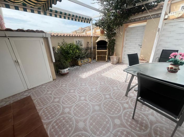 Image No.4-2 Bed Townhouse for sale