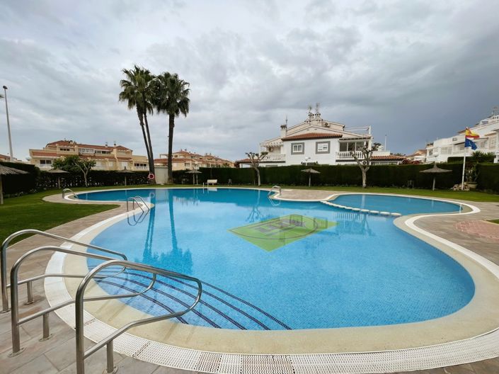 Image No.22-Appartement de 2 chambres à vendre à Orihuela Costa