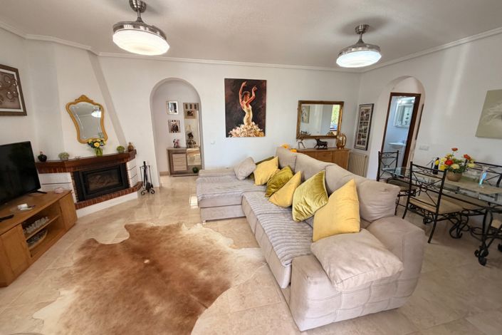 Image No.21-3 Bed Villa for sale
