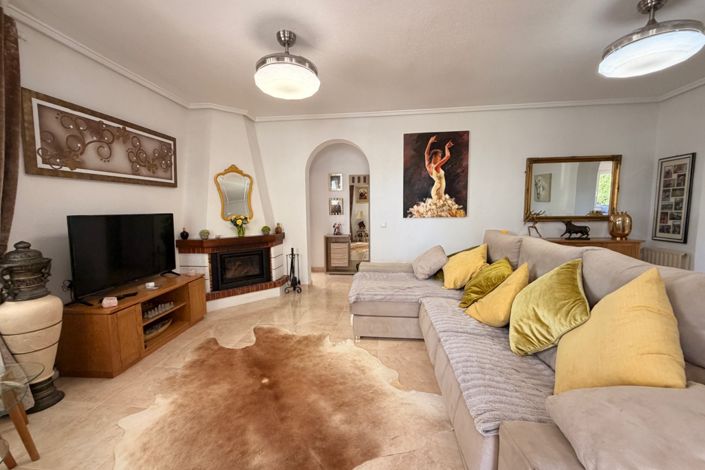 Image No.22-3 Bed Villa for sale