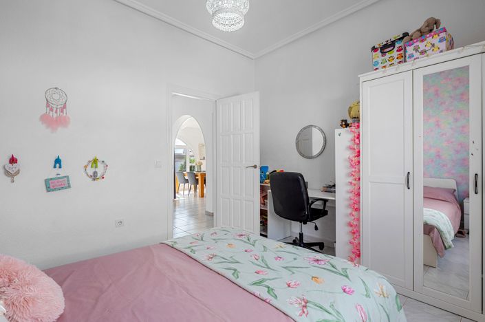 Image No.22-3 Bed Villa for sale