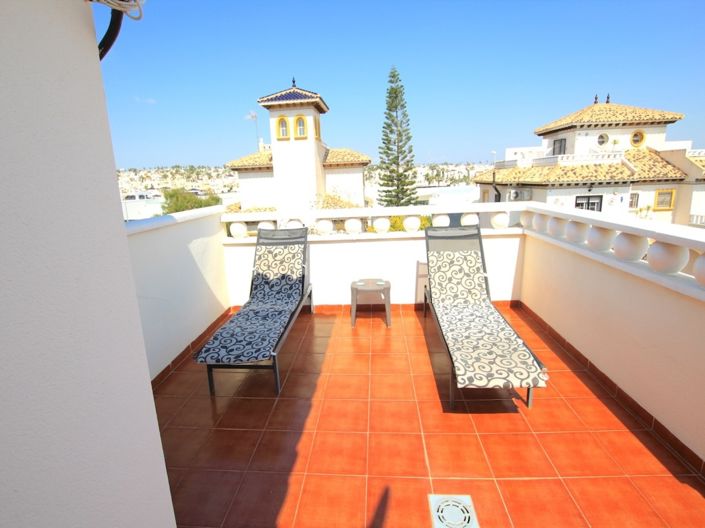 Image No.35-2 Bed Townhouse for sale