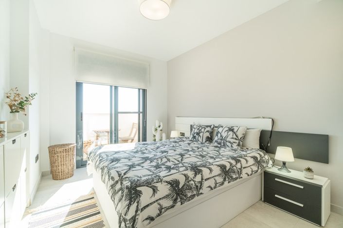 Image No.14-2 Bed Apartment for sale