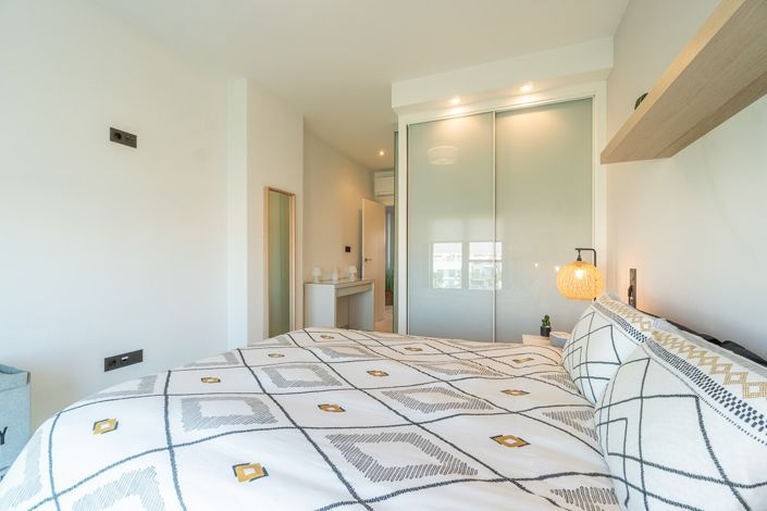 Image No.23-2 Bed Apartment for sale