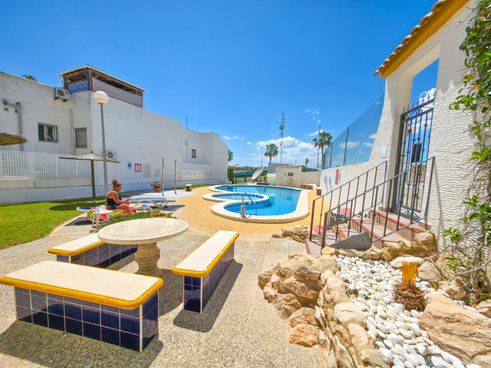 Image No.31-2 Bed Apartment for sale
