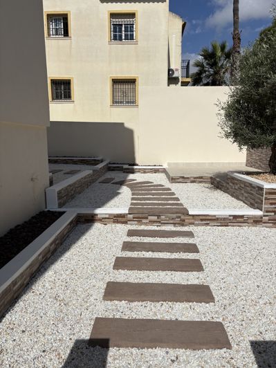 Image No.24-2 Bed Apartment for sale