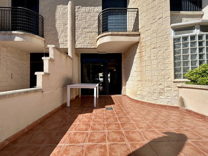 Image No.20-3 Bed Townhouse for sale
