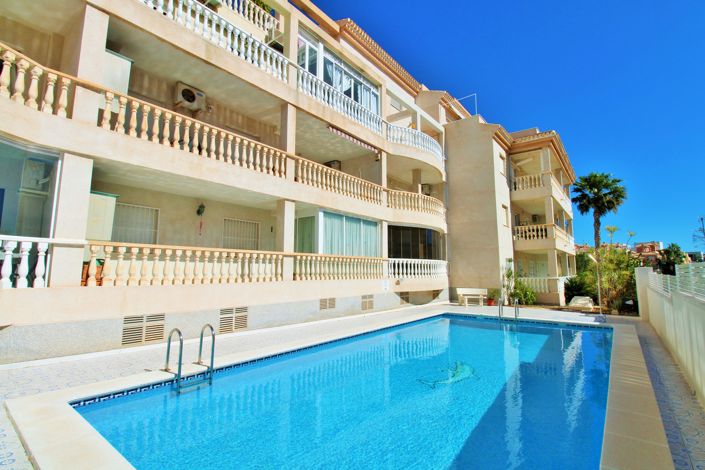 Image No.22-3 Bed Apartment for sale