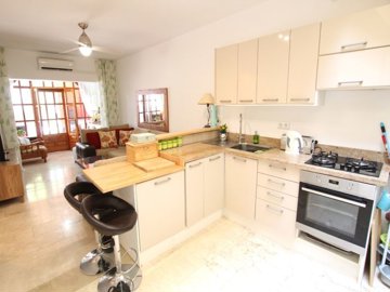 villa-in-la-zenia-14-large